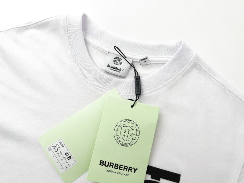 Burberry T-Shirts - 327
