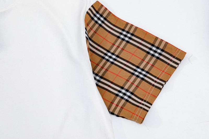 Burberry T-Shirts - 257