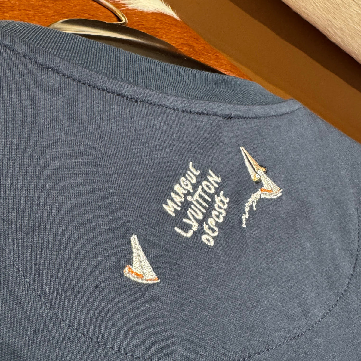 LOU T-SHIRT