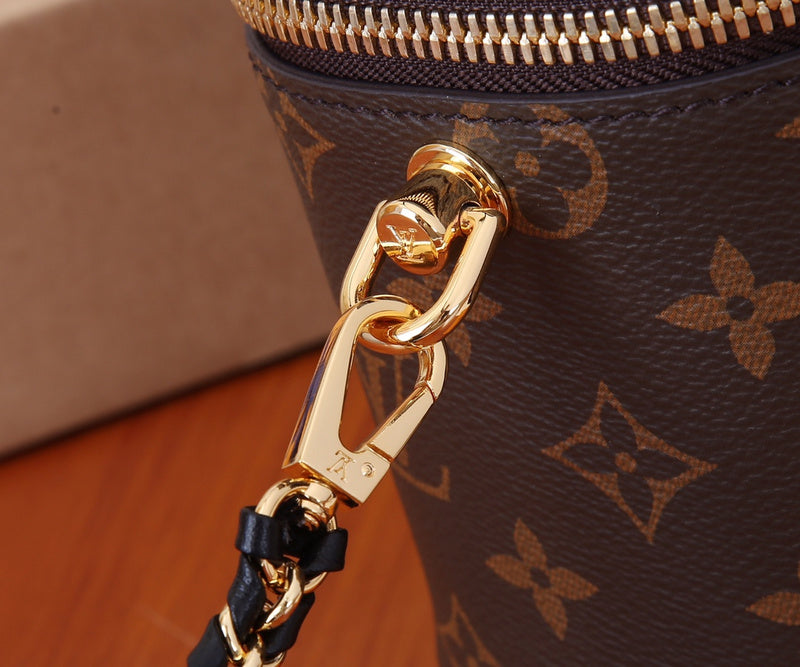 I W Fashion Lu-Vi Bags - 16806