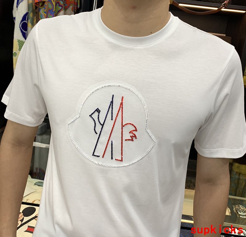 Moncler Luxury Cloth