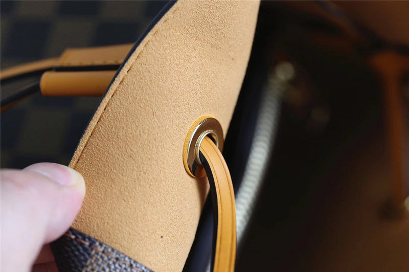 I W Fashion Lu-Vi bags - 8577