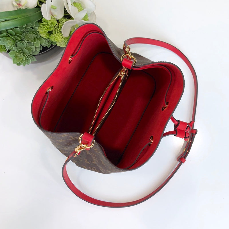 LOV2 Bags - Luxurious Bags  2692