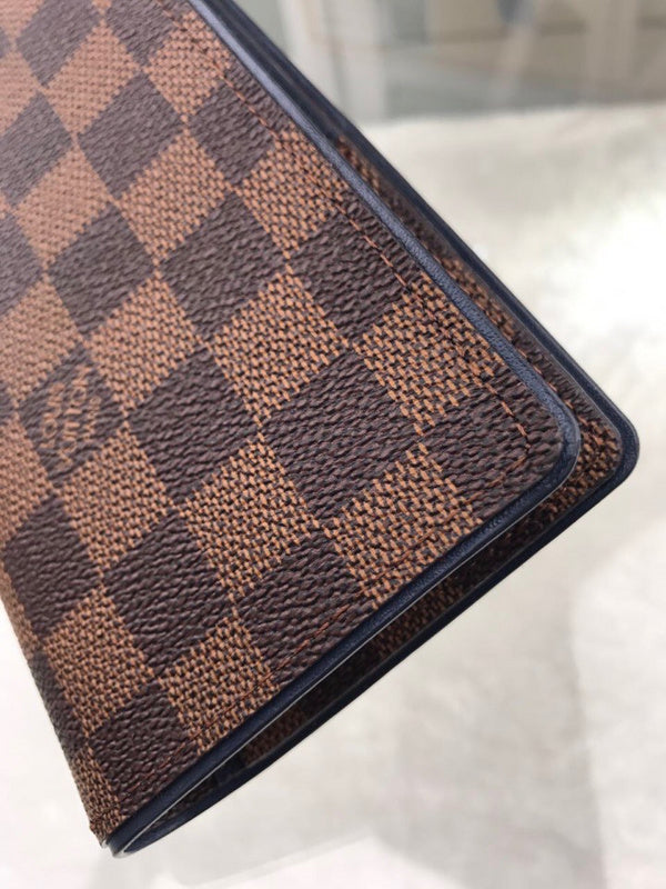 I W Fashion Lu-Vi bags - 10784