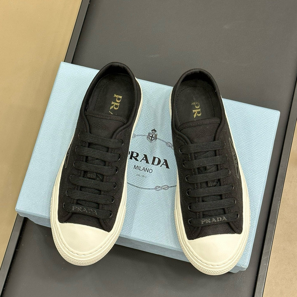 PD SNEAKERS