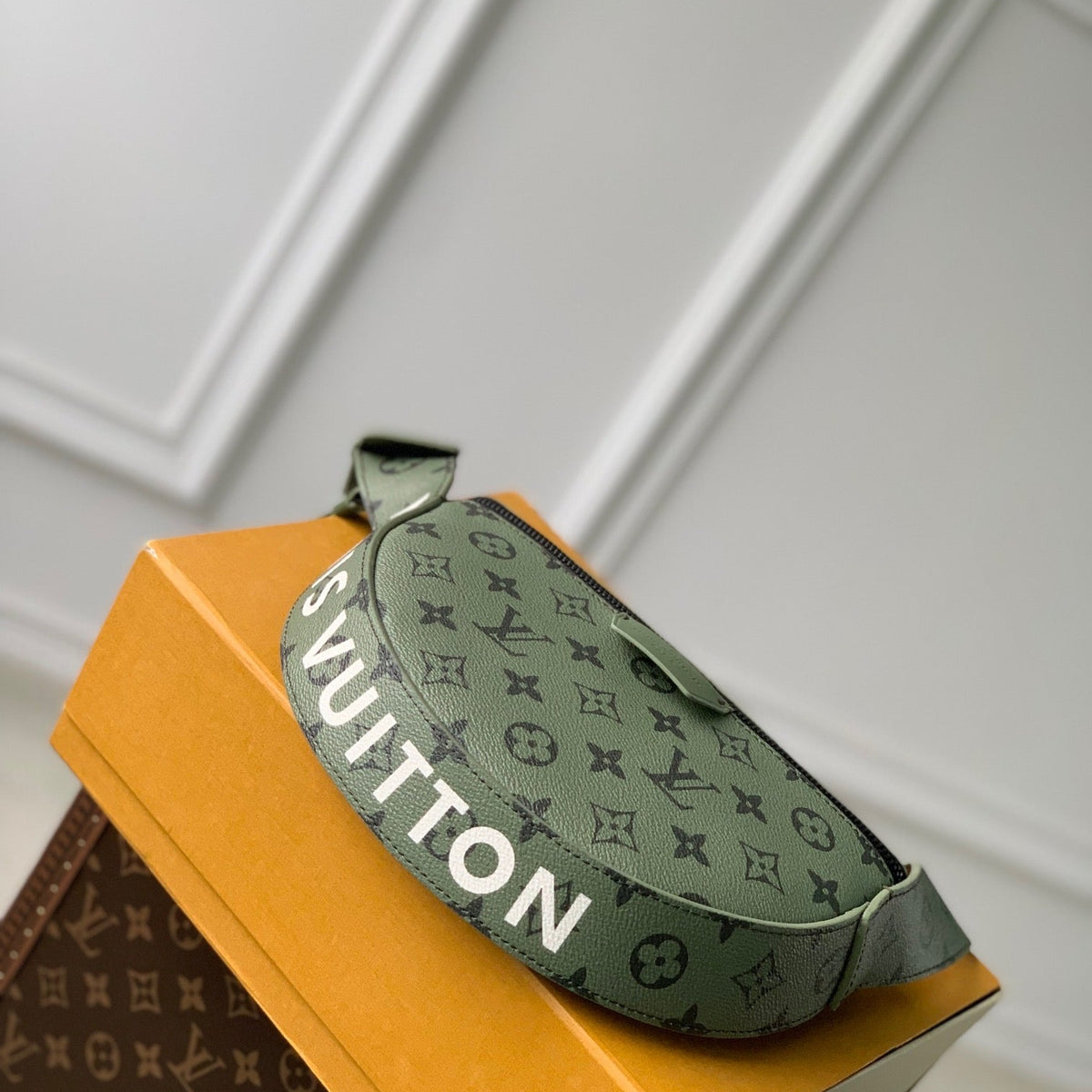 LOU MOON BAG