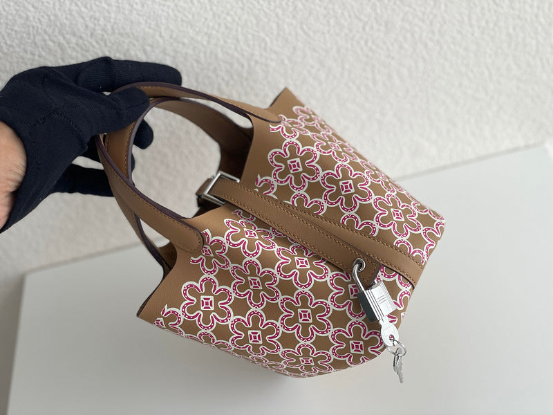 PHA - HMS Bags - 1665