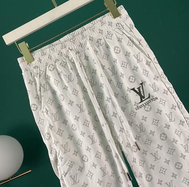 Chloe’s Picks - LOV Clothes - 401