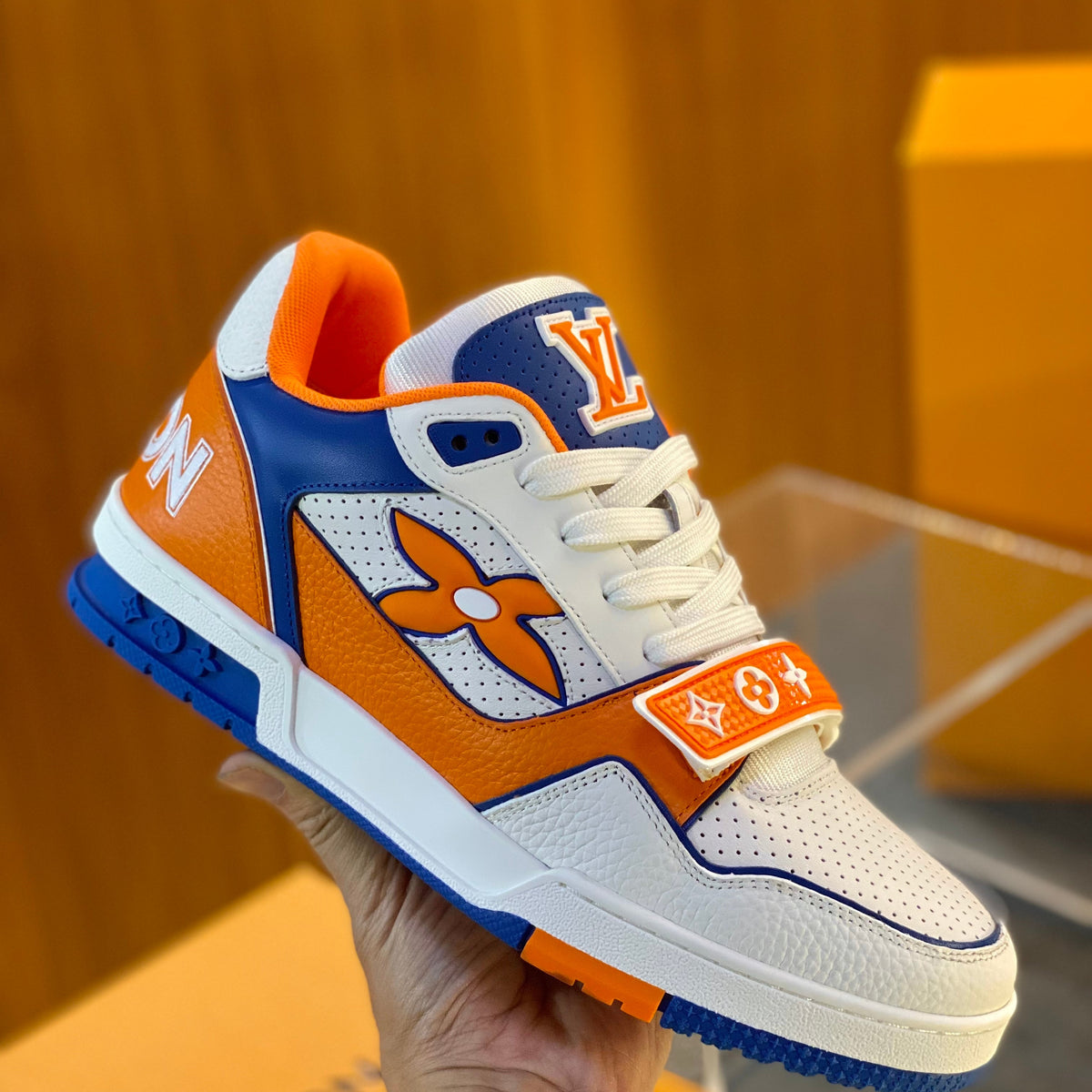 LOU TRAINERS