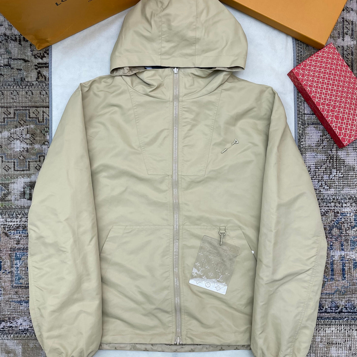 LOU JACKET