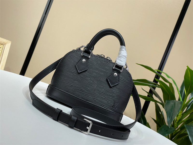 PHA - LOV Bags - 470