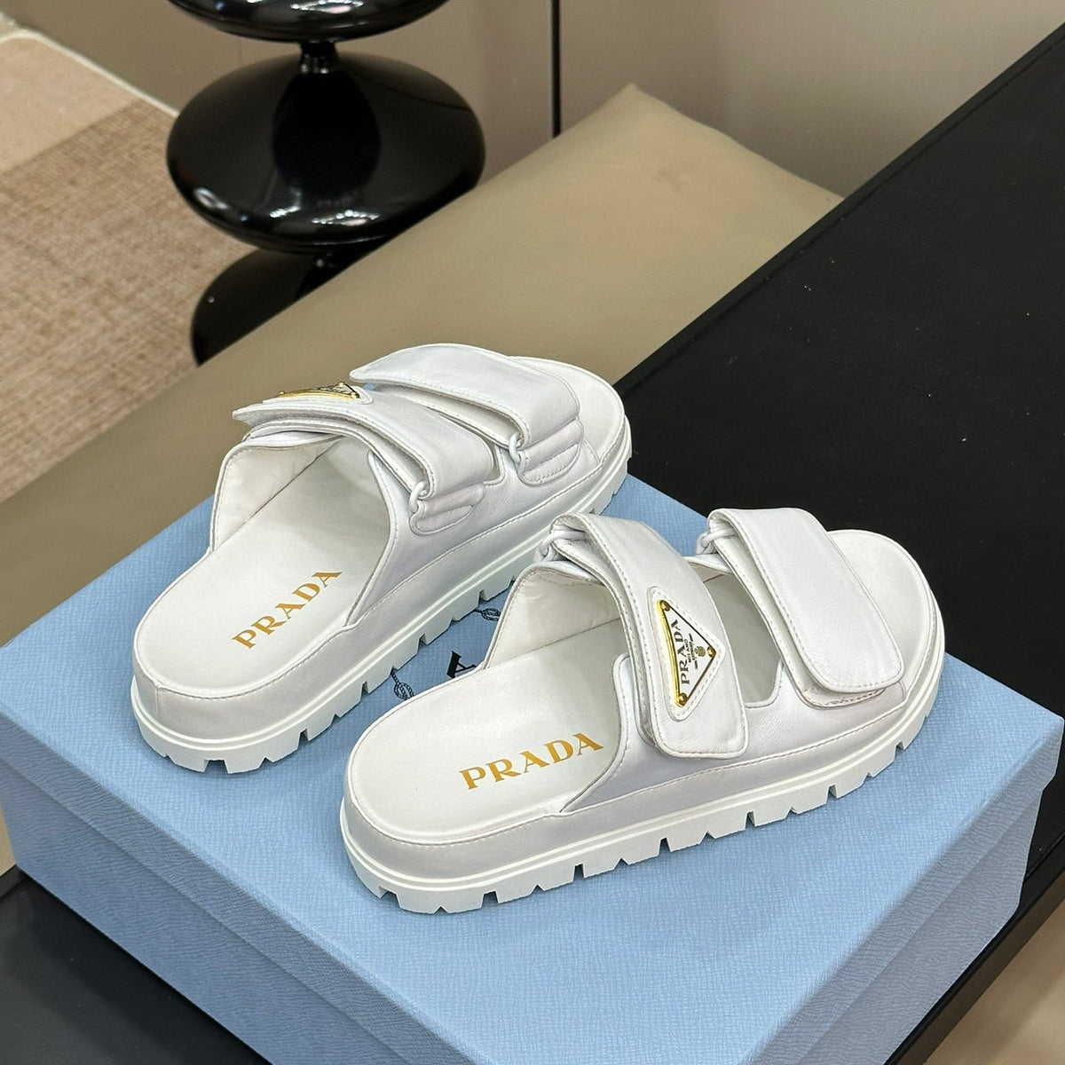 PD NAPPA LEATHER SLIDES