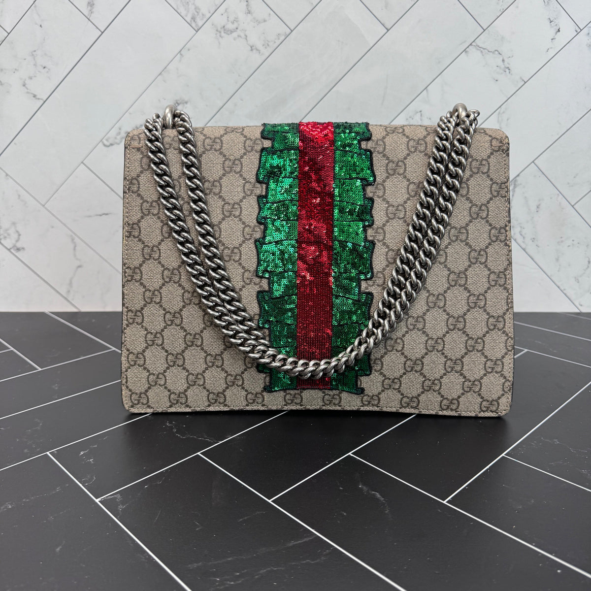 LIKE NEW Gucci GG Supreme Embroidered Sequin Medium Dionysus Shoulder Bag