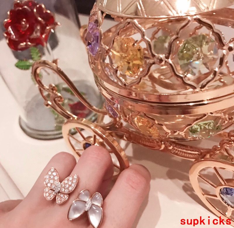 Van Cleef & Arples Jewelry
