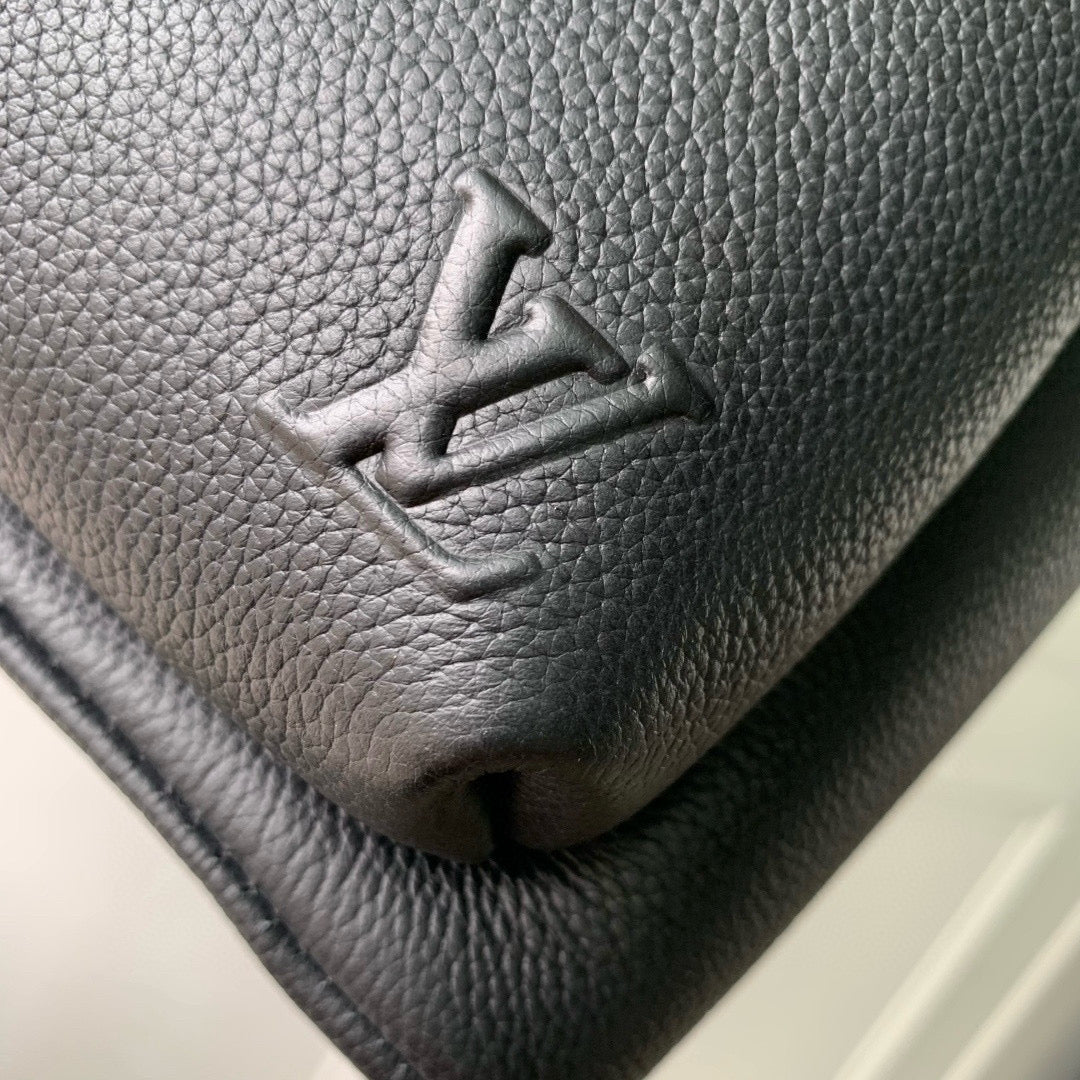 LOU DISCOVERY BACKPACK