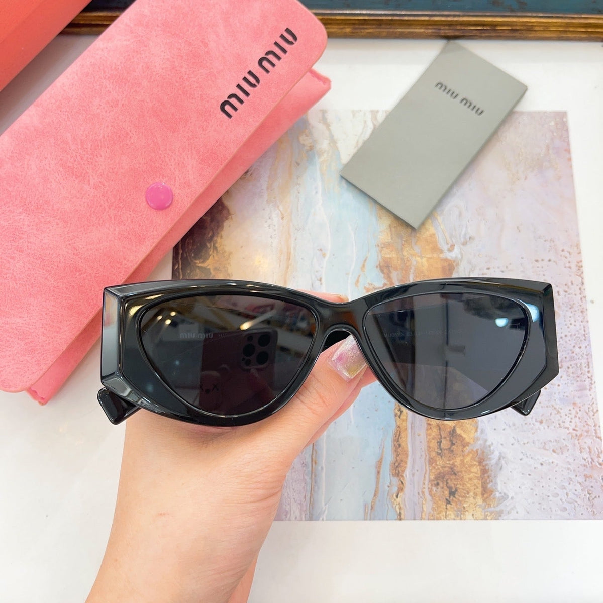 MIU M SUNGLASSES