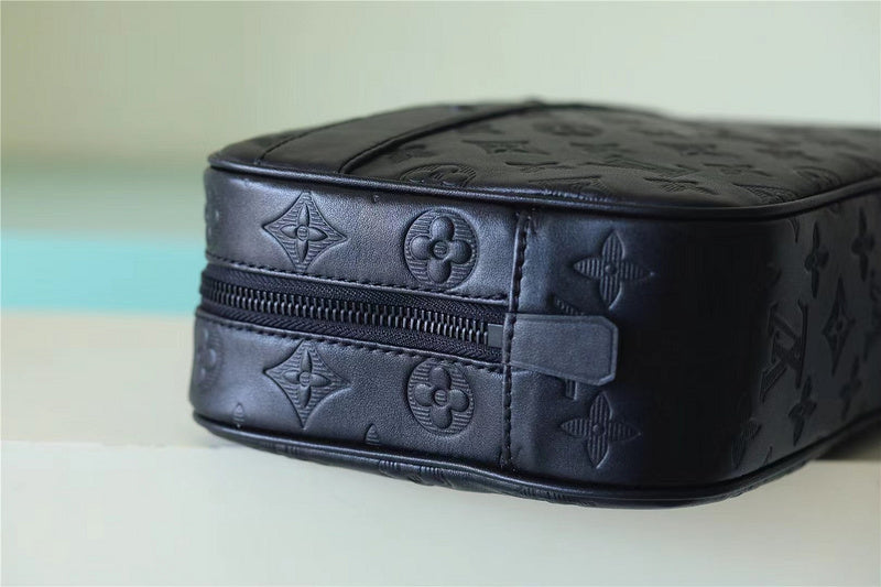 I W Fashion Lu-Vi bags - 10682