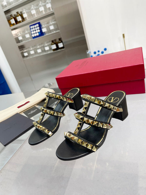 Valentino GARAVANI Luxury Shoes