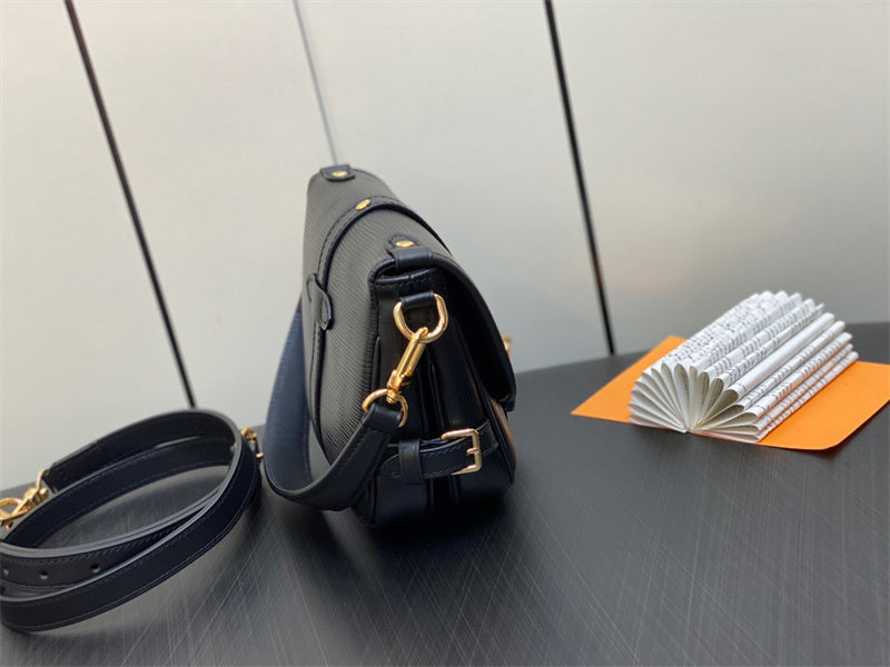 PHA - LOV Bags - 518