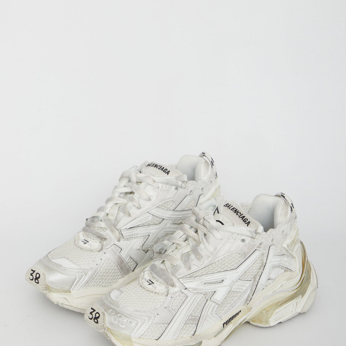 RUNNER SNEAKERS