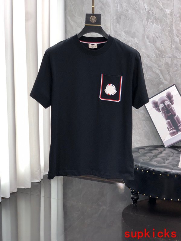 Moncler Luxury Cloth
