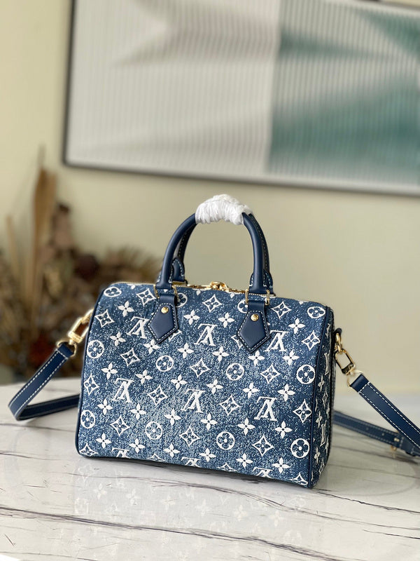 I W Fashion Lu-Vi bags - 17035