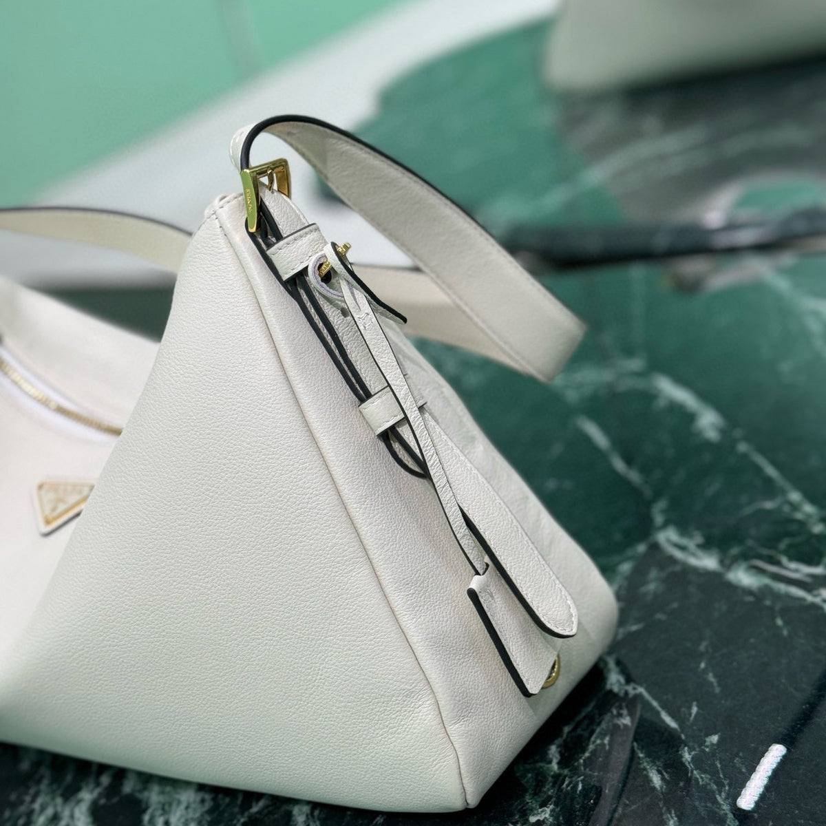 PD AIMEE LARGE SHOULDER BAG