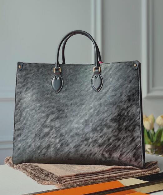 Chloe’s Picks - LOV Bags - 3163
