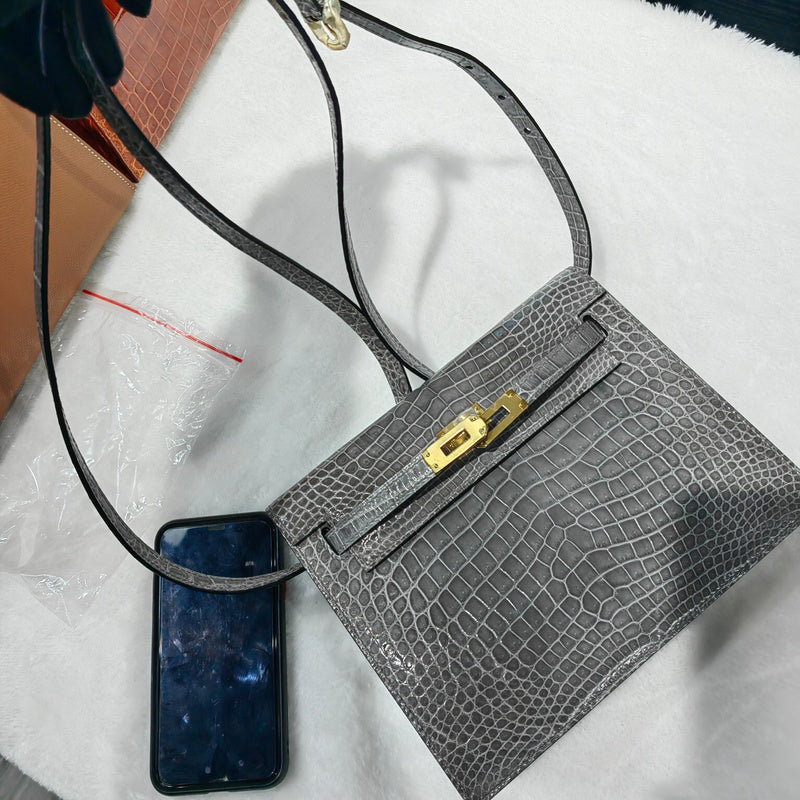 PHA - HMS Bags - 1408
