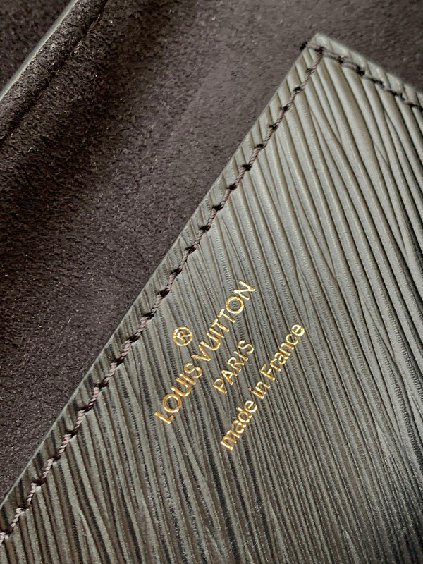 I W Fashion Lu-Vi Bags - 16648