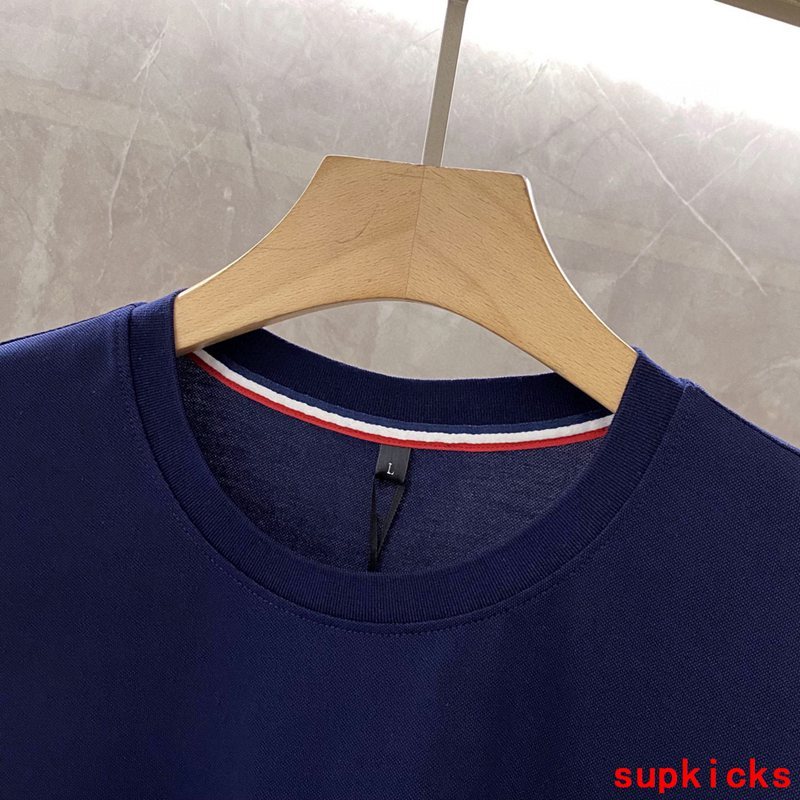 Moncler Luxury Cloth