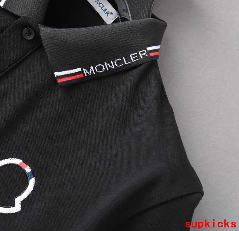 Moncler Luxury Cloth