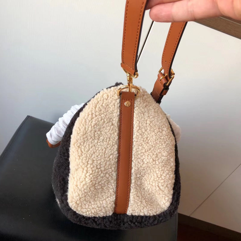 LOV2 Bags - Luxurious Bags  2656