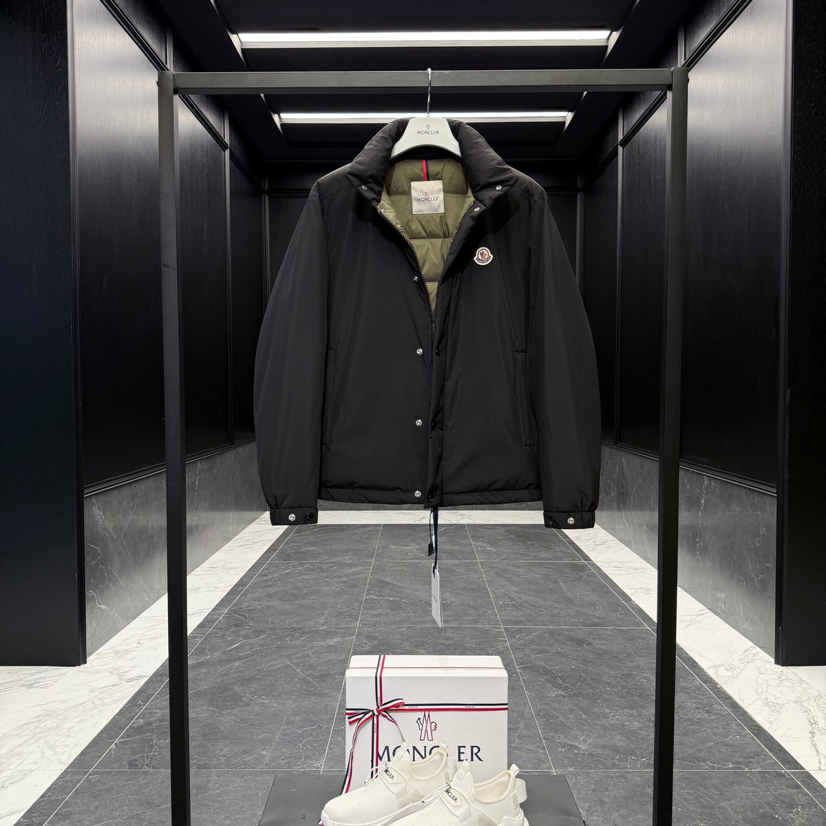 MONC EPINE JACKET