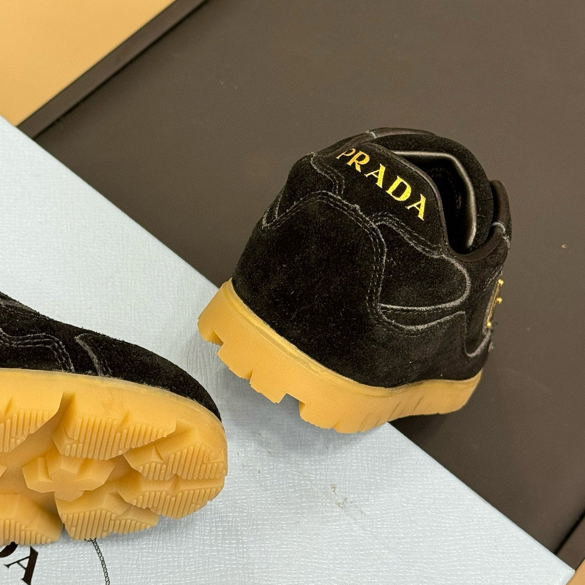 PD SNEAKER