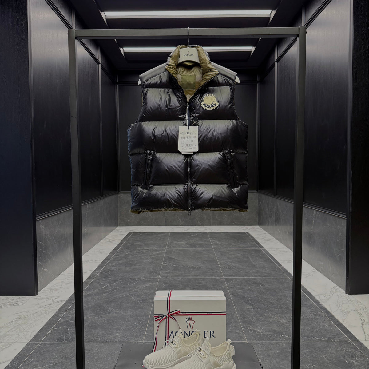 MONC LIPSI VEST
