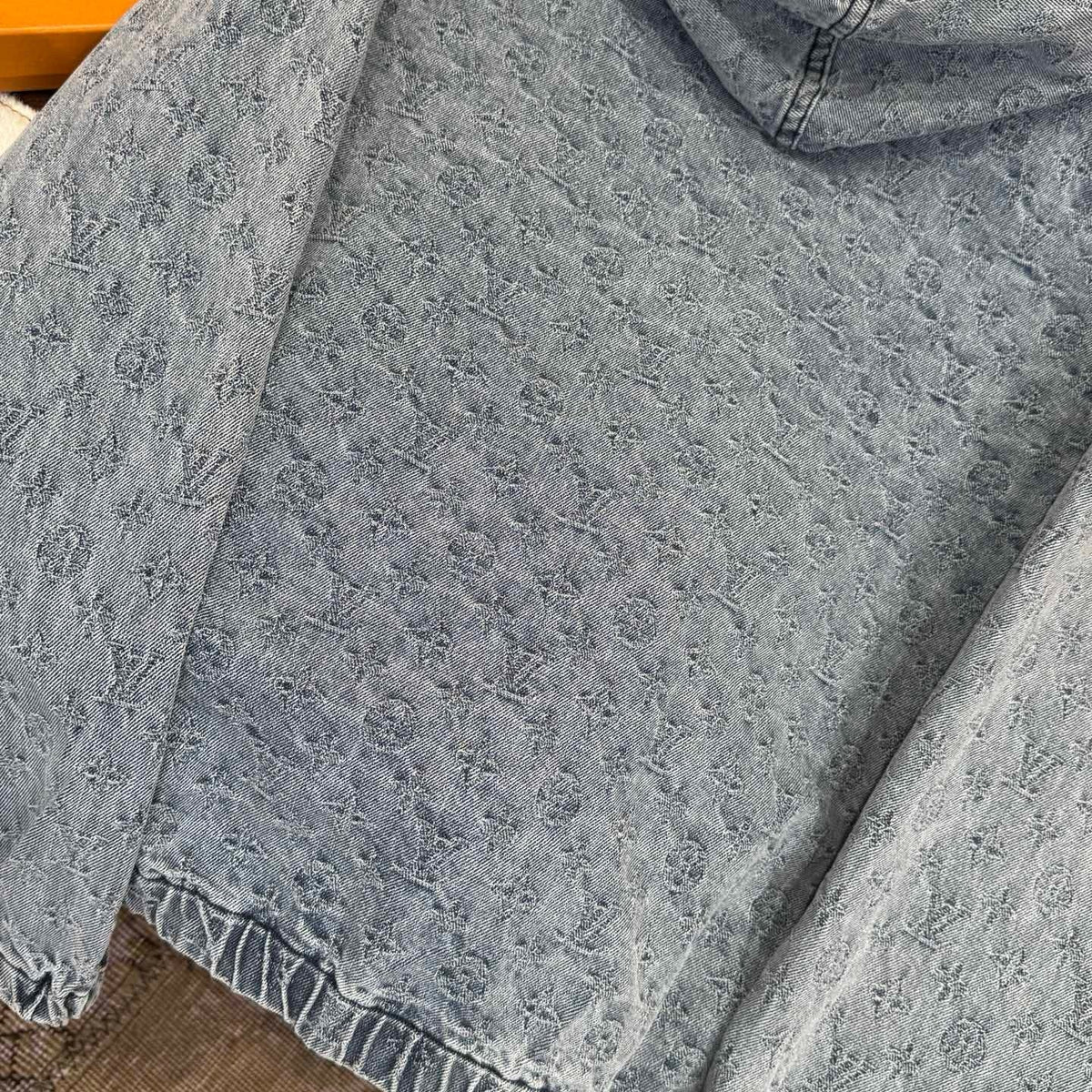 LOU DENIM JACKET