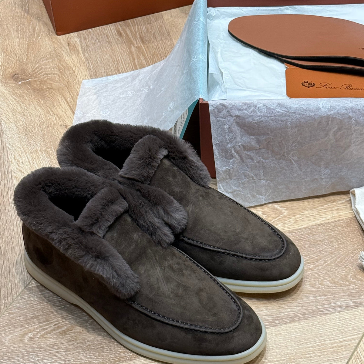 LORO P OPEN WALK BOOTS