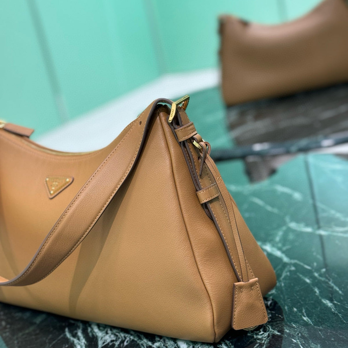 PD AIMEE LARGE SHOULDER BAG