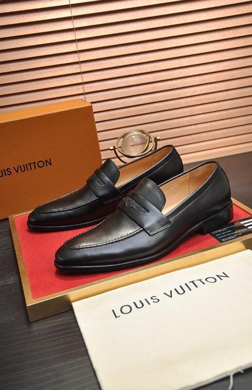 Chloe’s Picks - LOV Men Shoes - 973