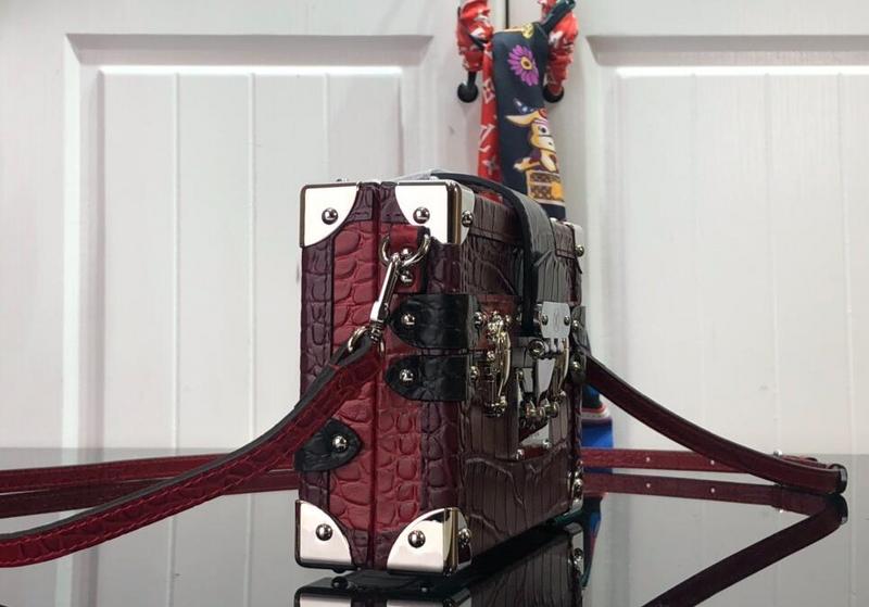 Chloe’s Picks - LOV Bags - 2334