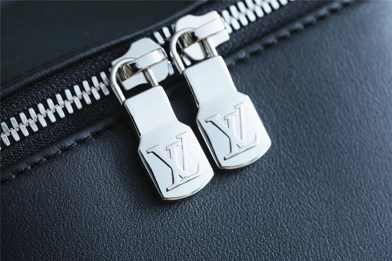 I W Fashion Lu-Vi bags - 9640