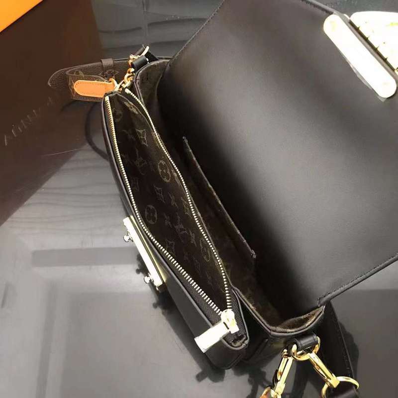 LOV2 Bags - Luxurious Bags  444