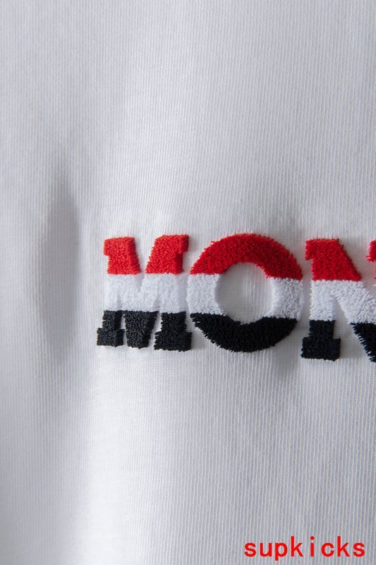 Moncler Luxury Cloth