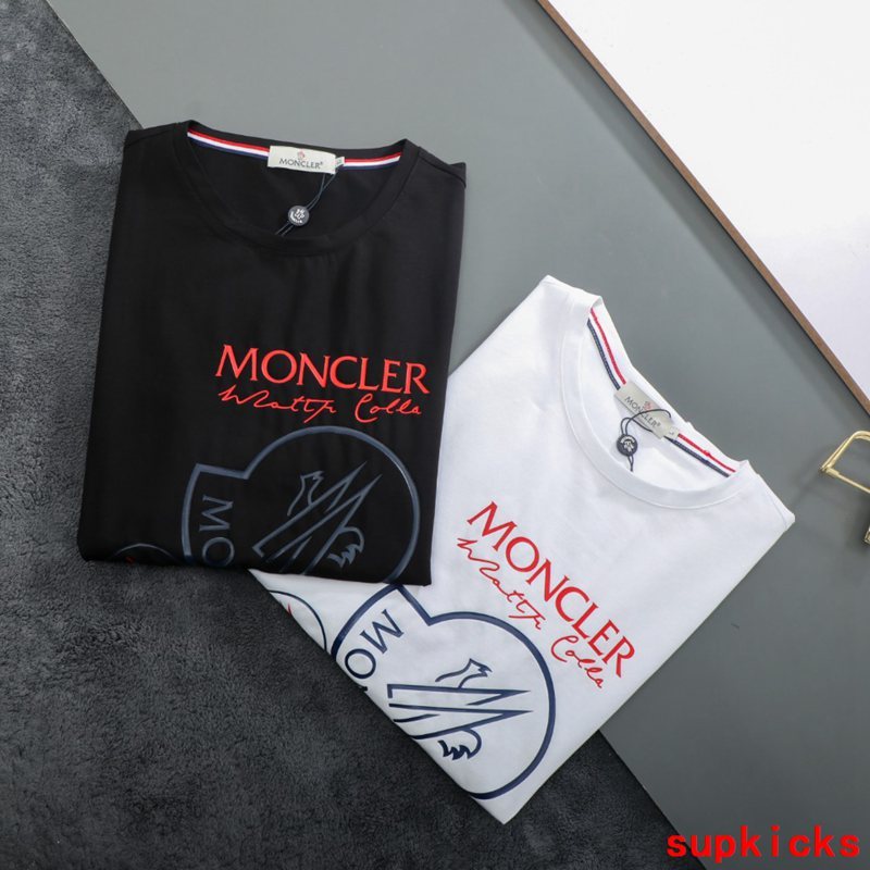 Moncler Luxury Cloth