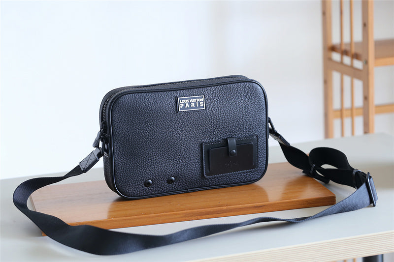 I W Fashion Lu-Vi bags - 10484
