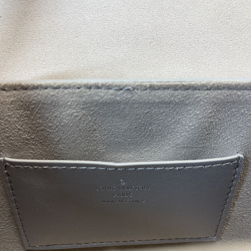 I W Fashion Lu-Vi bags - 8474