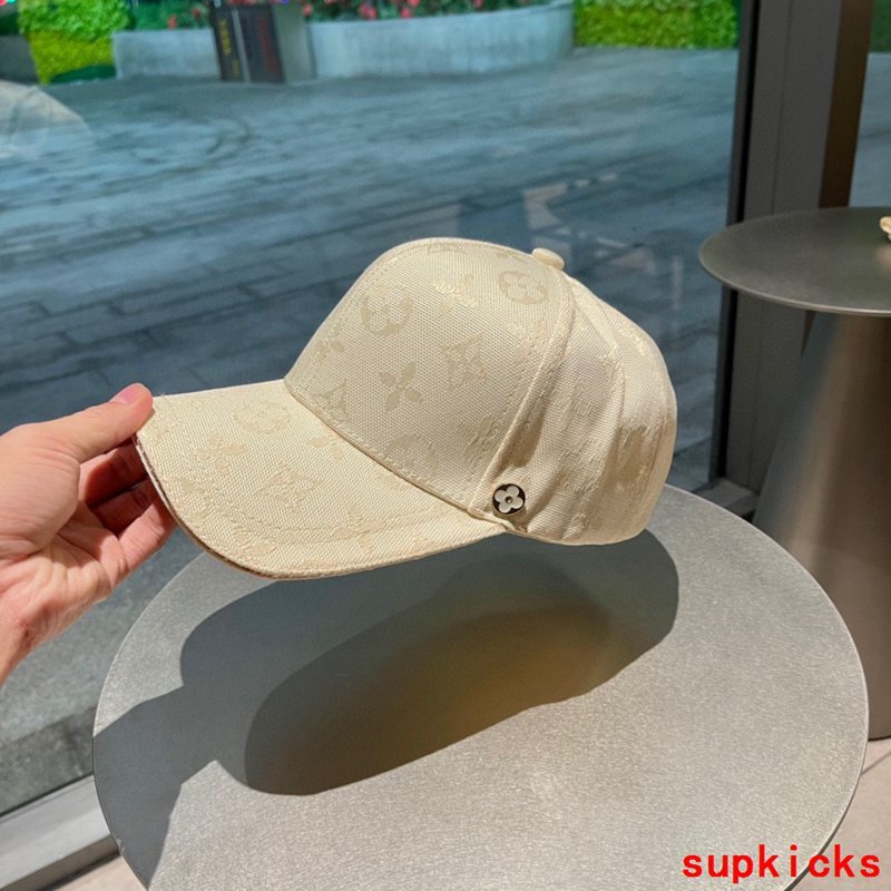Louis Vuitton Luxury Cap