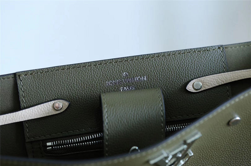 I W Fashion Lu-Vi bags - 8566
