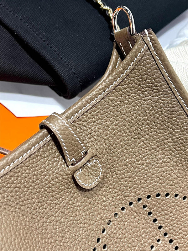 PHA - HMS Bags - 035